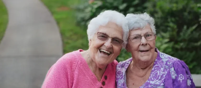 A Happy Transition to Senior Living | 7 Tips from Weatherly Inn